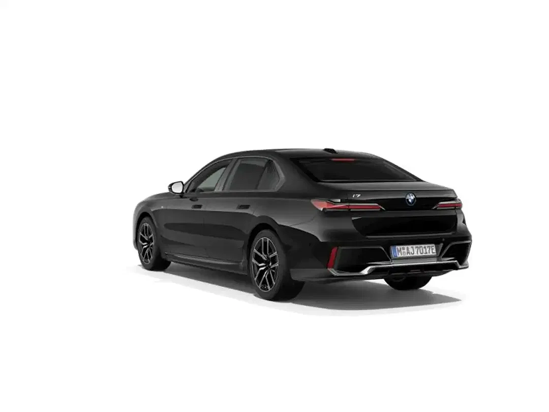 BMW i7 - Thumbnail 5