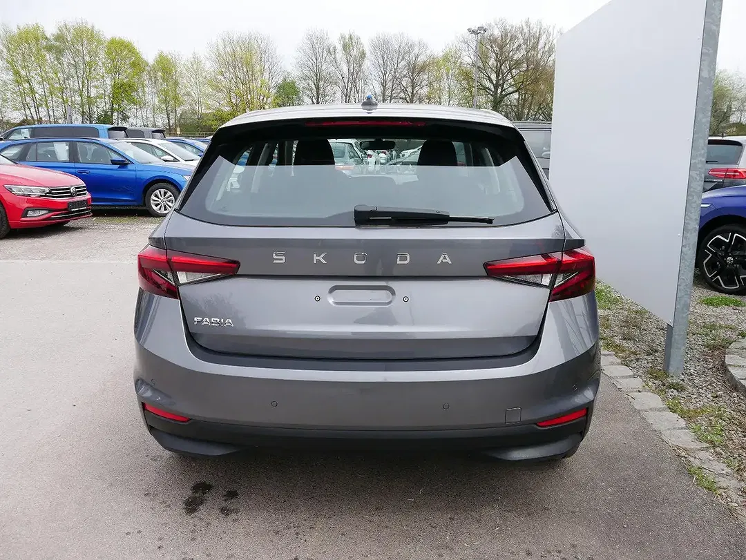 Skoda Fabia - Thumbnail 3