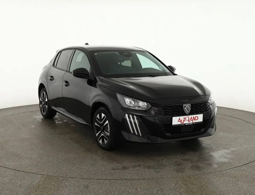Peugeot 208 - Thumbnail 6