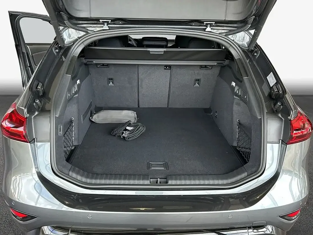 Audi A6 - Thumbnail 9