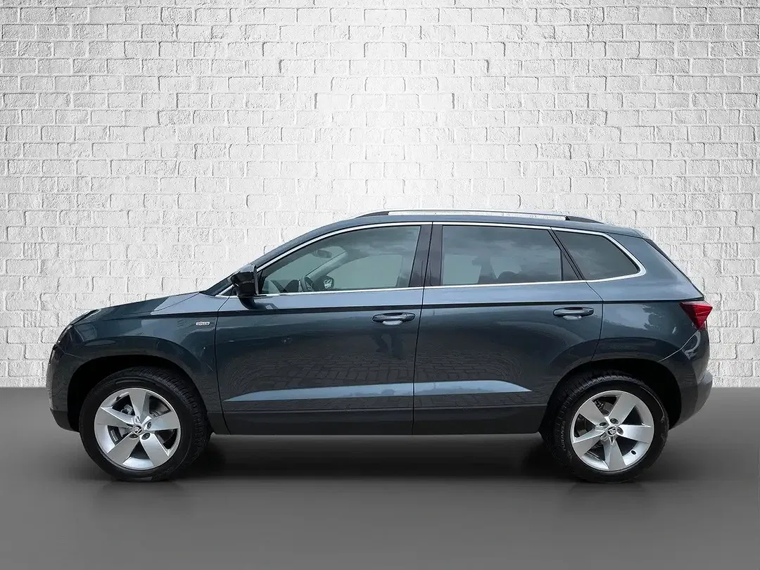 Skoda Karoq - Thumbnail 2