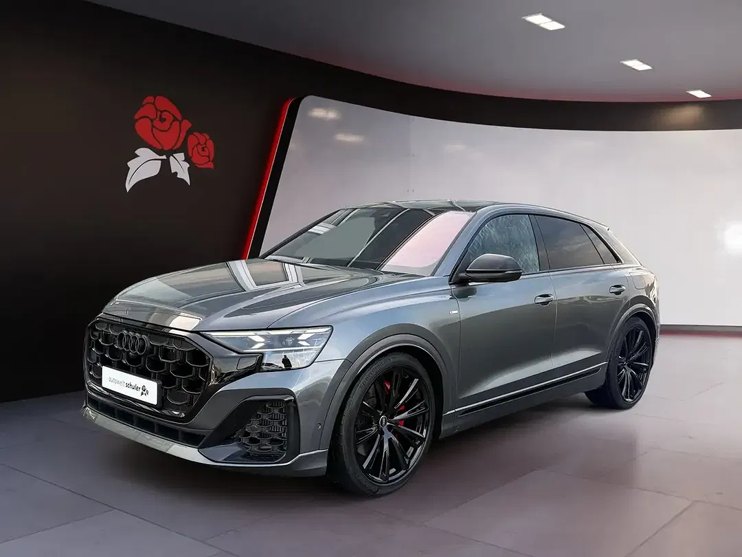 Audi Q8 - Thumbnail 1