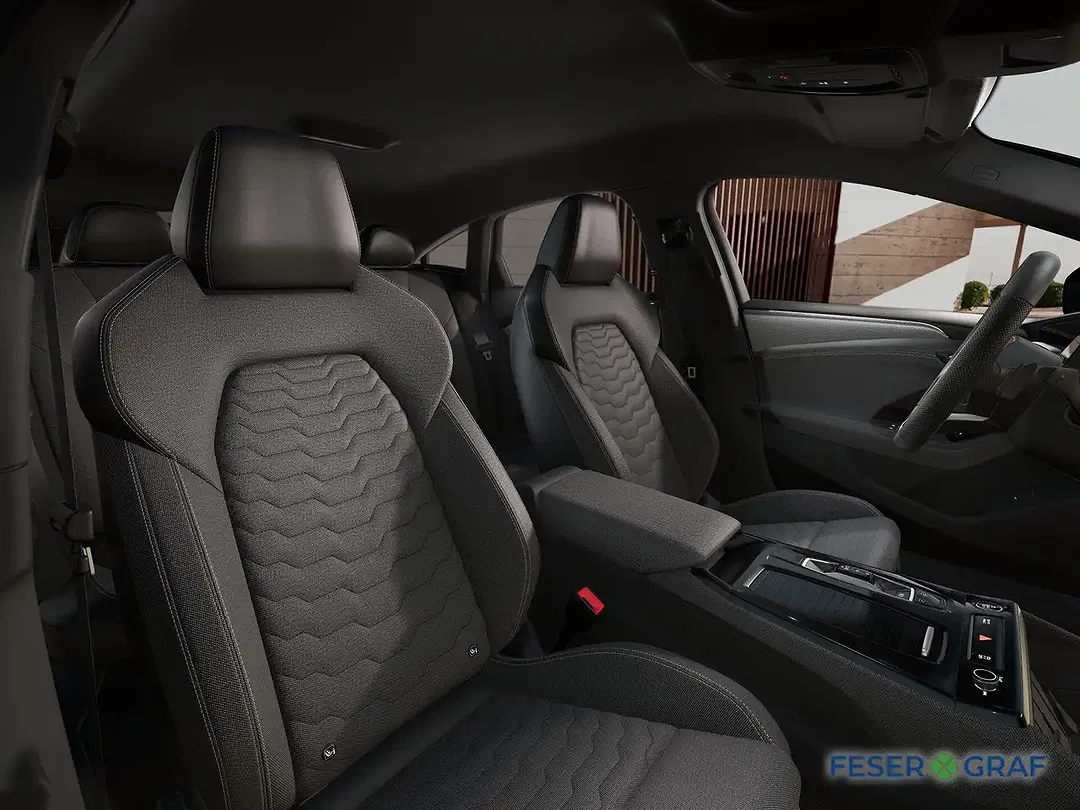 Audi A6 e-tron - Thumbnail 8