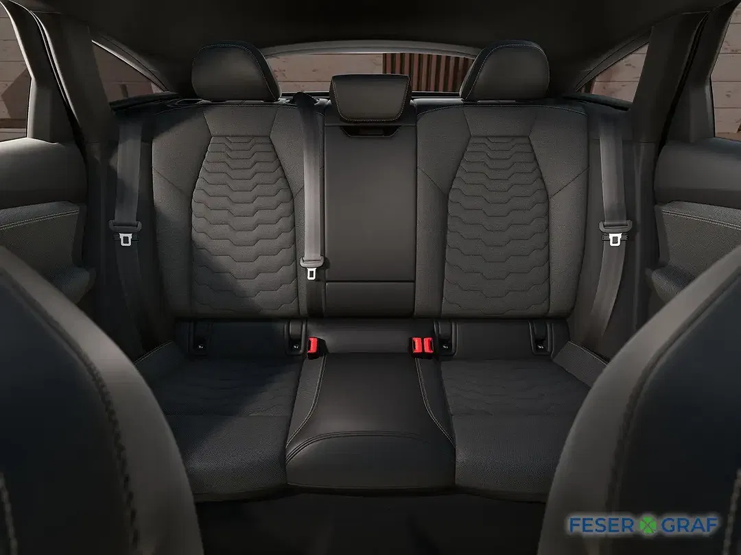 Audi A6 e-tron - Thumbnail 9