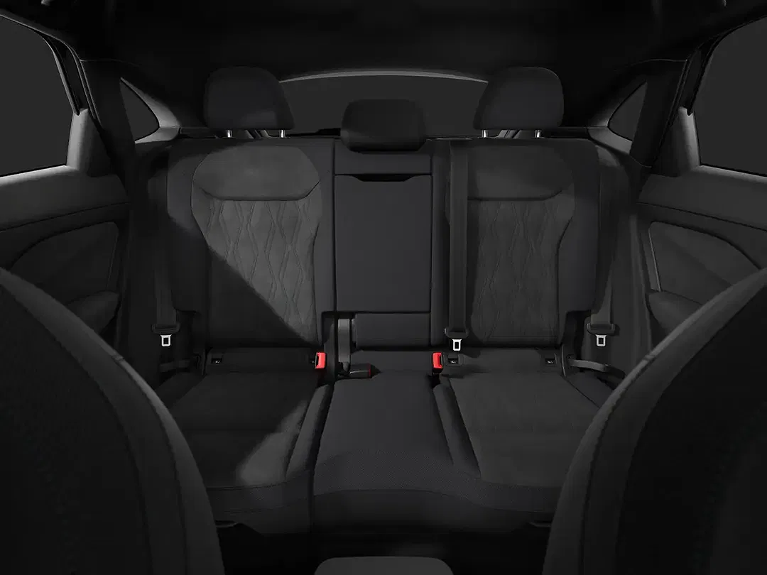 Audi Q3 - Thumbnail 11