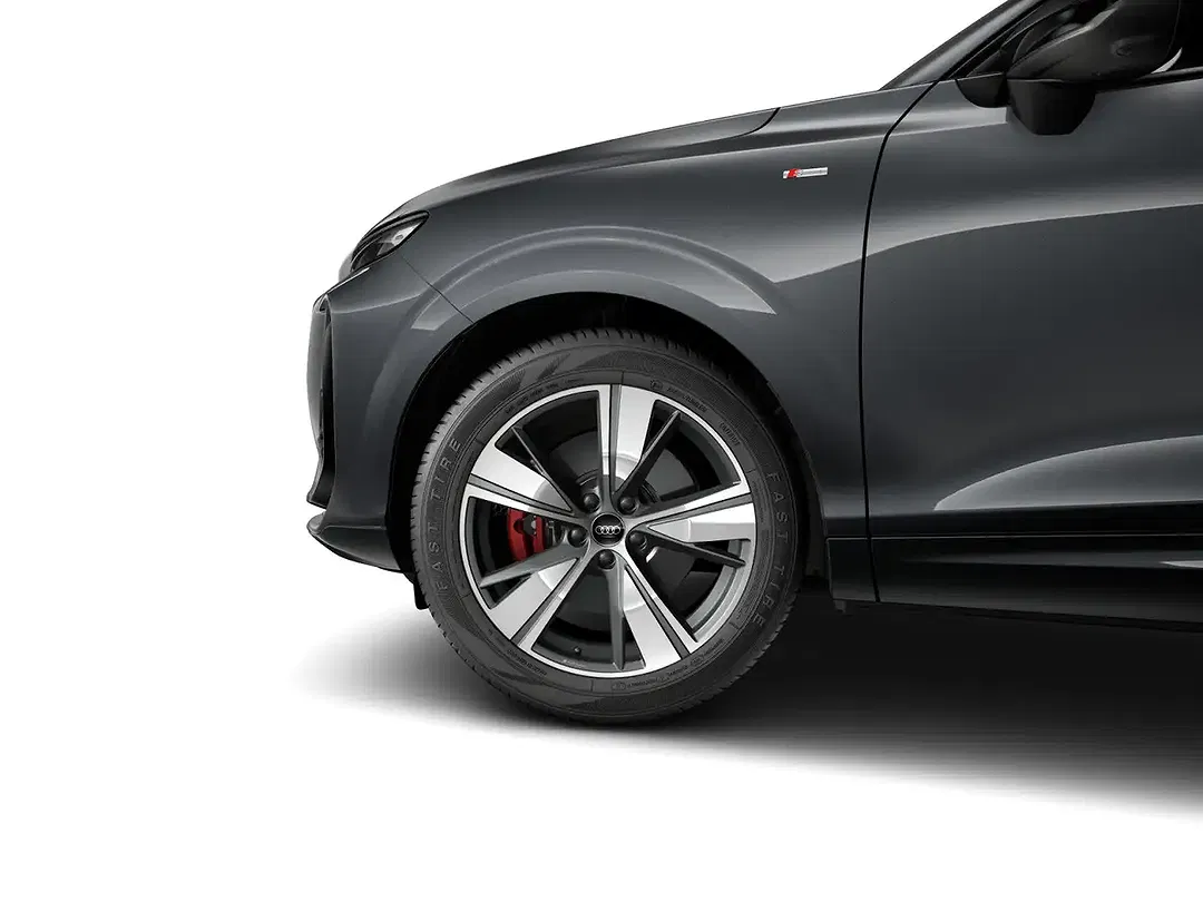 Audi Q3 - Thumbnail 4