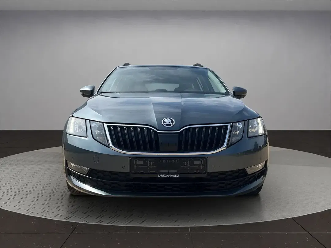 Skoda Octavia - Thumbnail 8