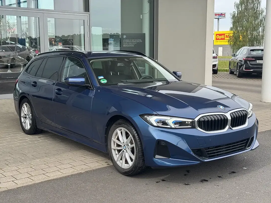 BMW 318 - Thumbnail 2