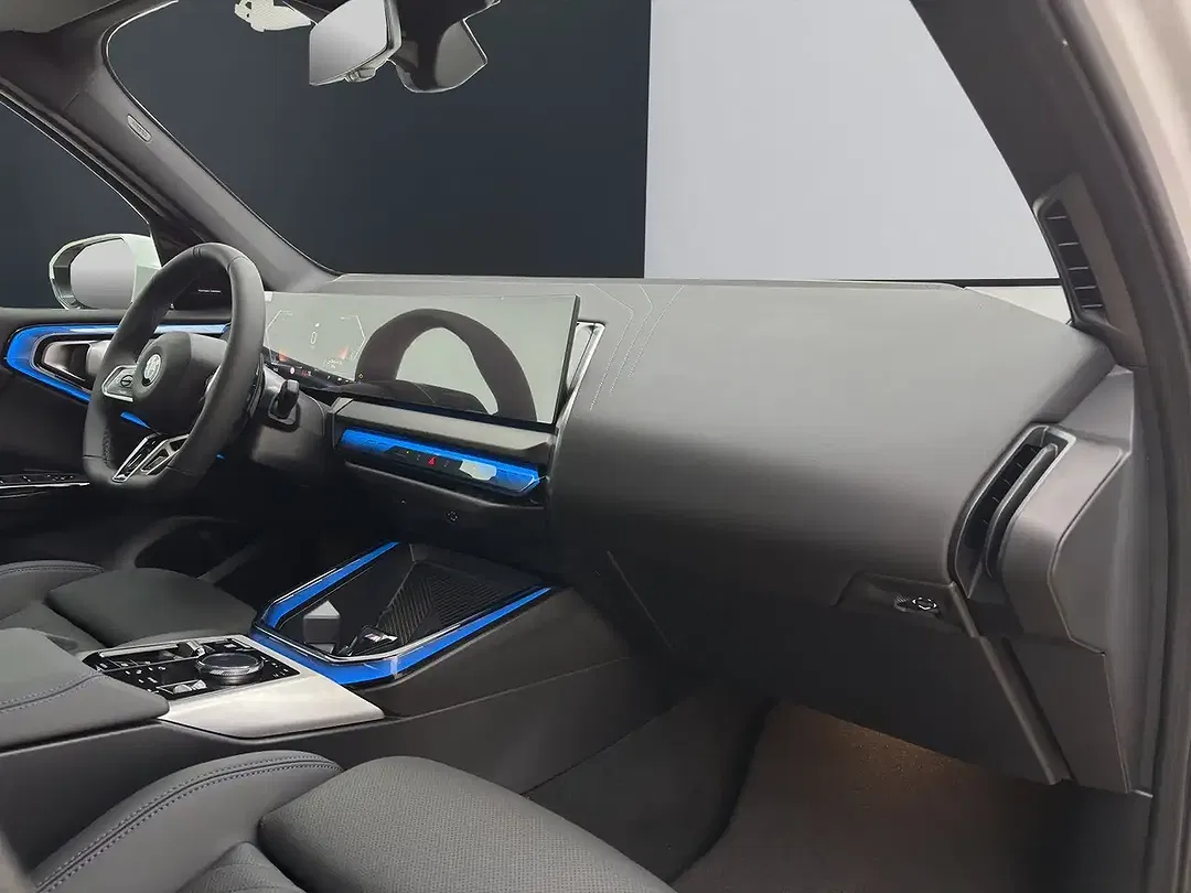 BMW X3 - Thumbnail 6