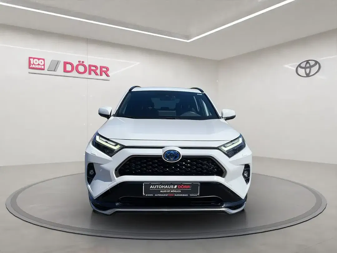 Toyota RAV 4 - Thumbnail 6