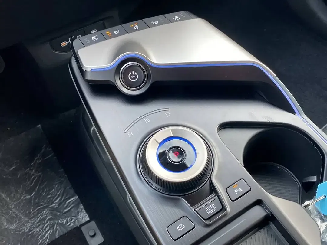 Kia EV6 - Thumbnail 14