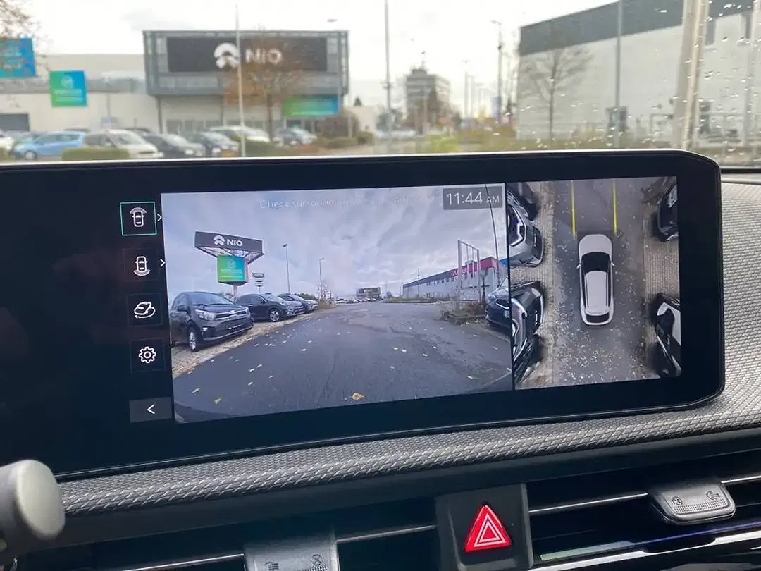Kia EV6 - Thumbnail 15