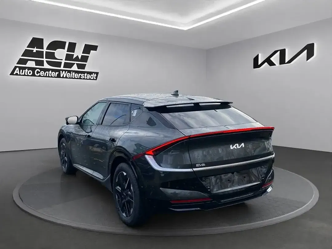 Kia EV6 - Thumbnail 6