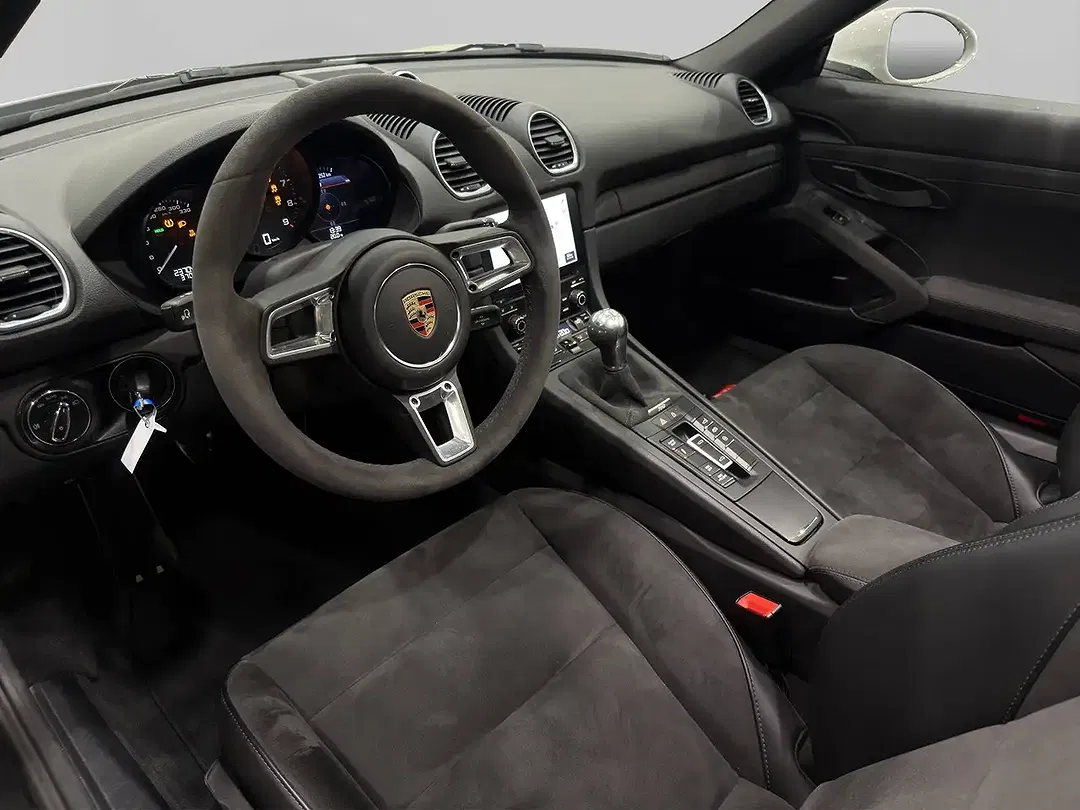 Porsche 718 Spyder - Thumbnail 8