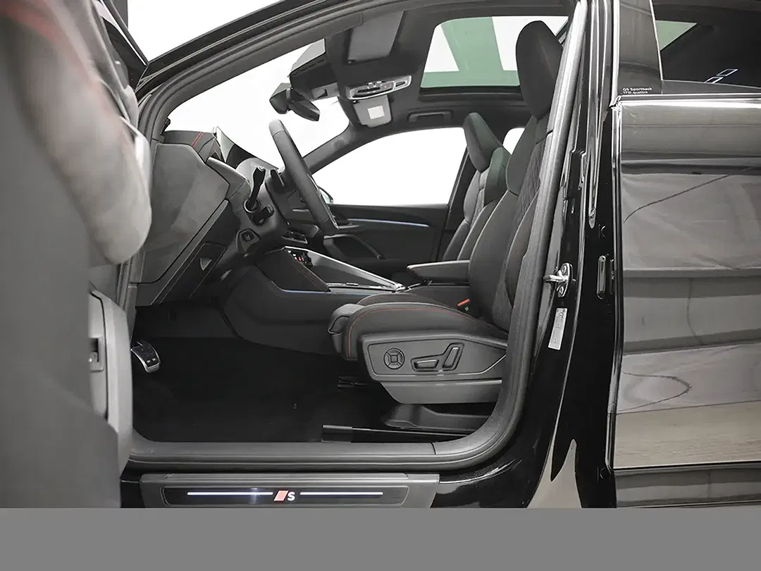 Audi Q5 - Thumbnail 11