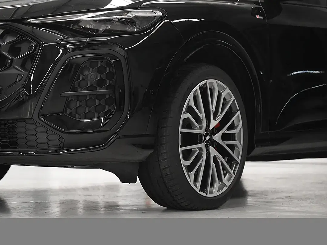 Audi Q5 - Thumbnail 5