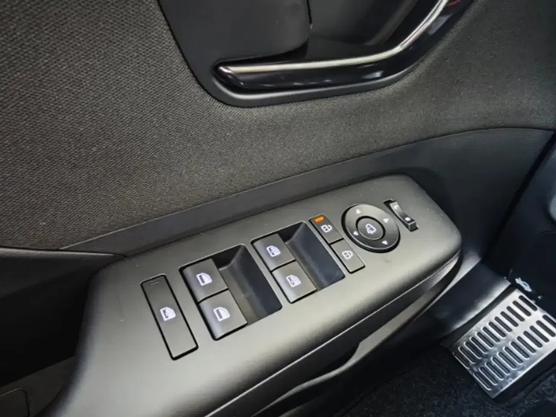 Hyundai KONA - Thumbnail 10