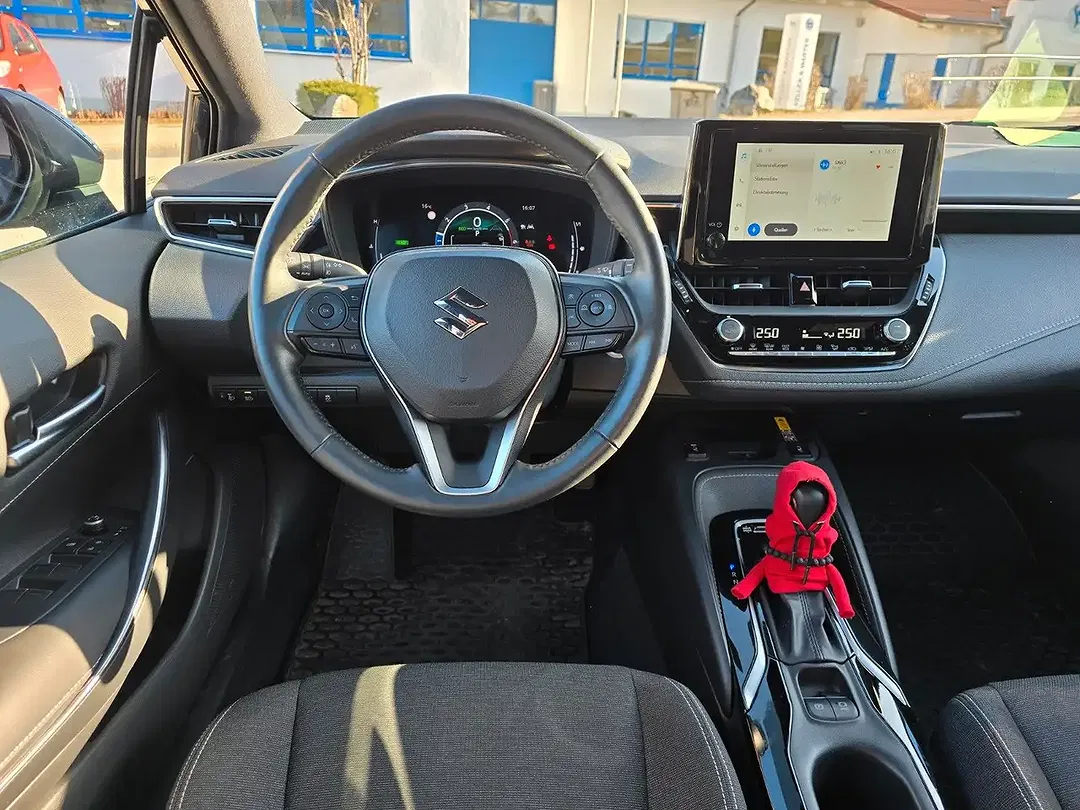 Suzuki Swace - Thumbnail 15