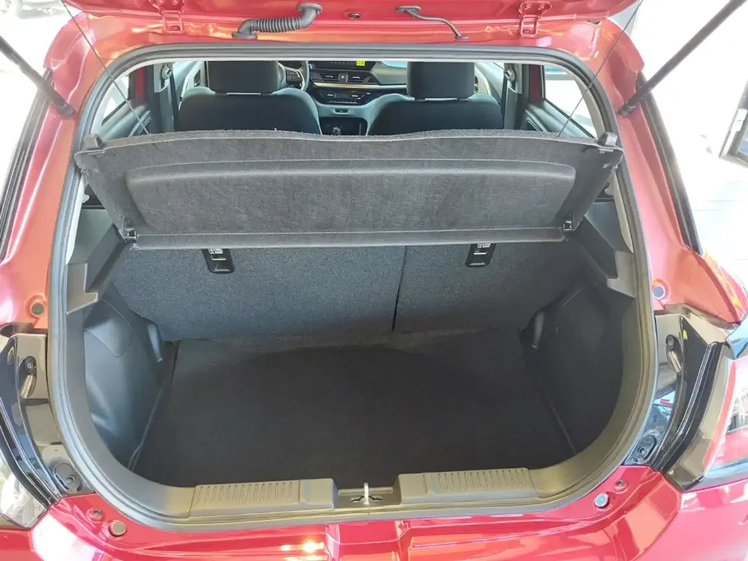 Suzuki Swift - Thumbnail 14