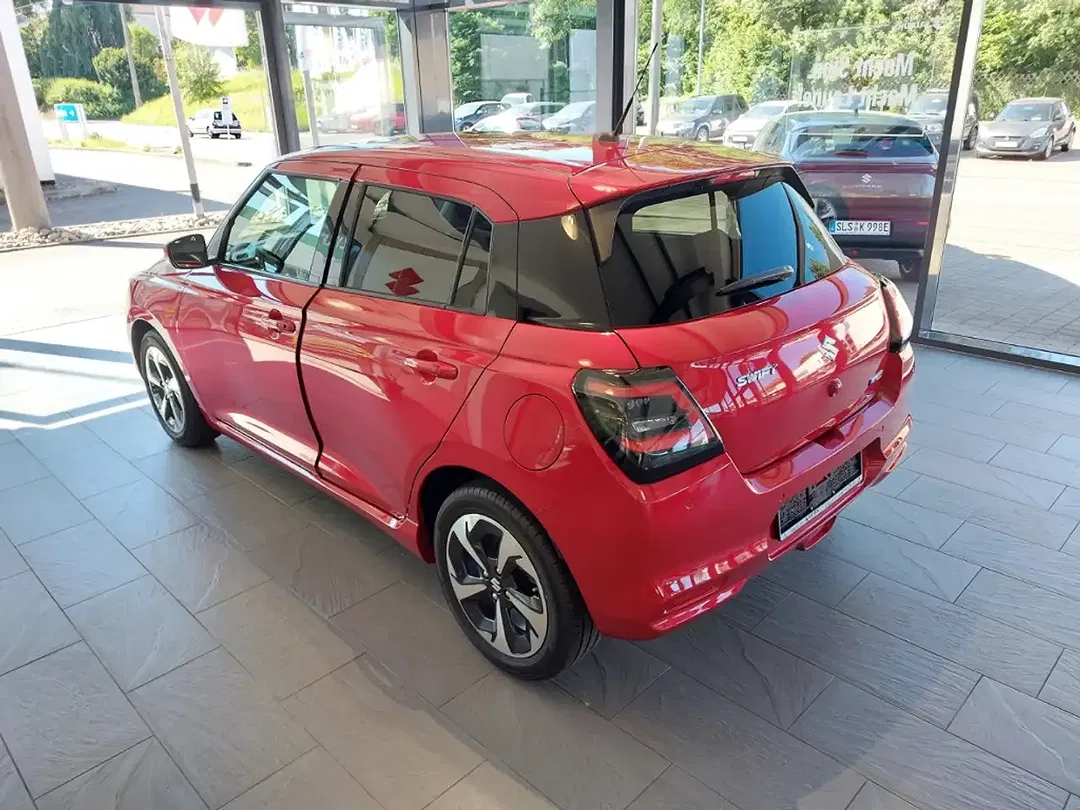 Suzuki Swift - Thumbnail 9