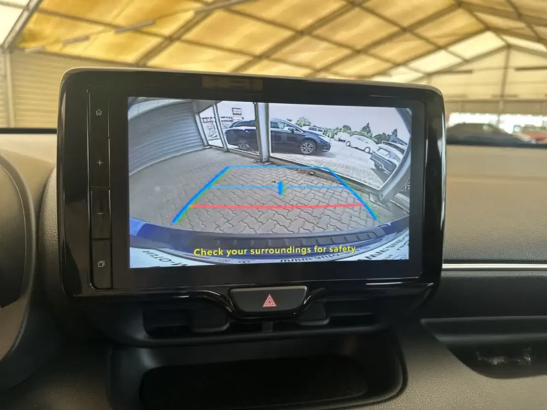 Toyota Yaris - Thumbnail 15