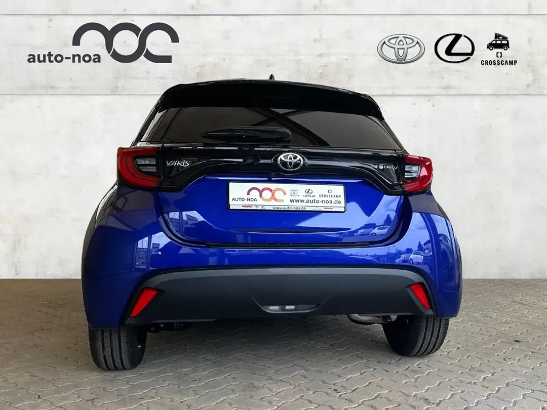 Toyota Yaris - Thumbnail 5