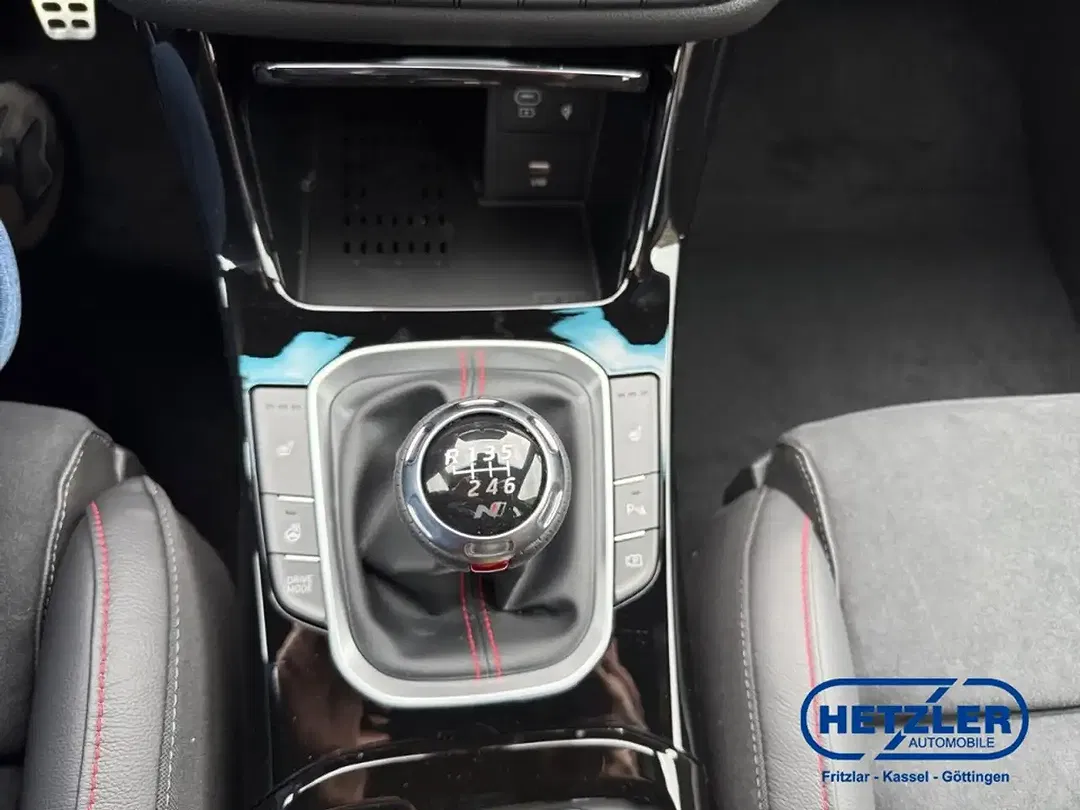 Hyundai i30 - Thumbnail 15