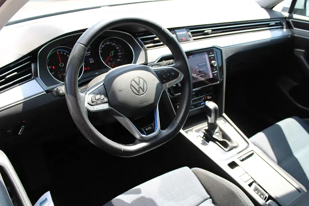 Volkswagen Passat Variant - Thumbnail 5