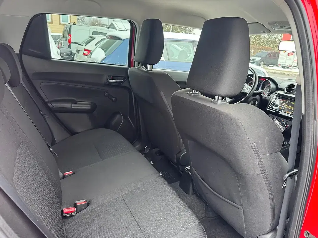 Suzuki Swift - Thumbnail 15