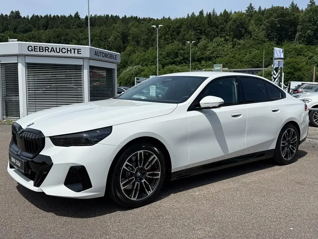 BMW 520 - Thumbnail 3