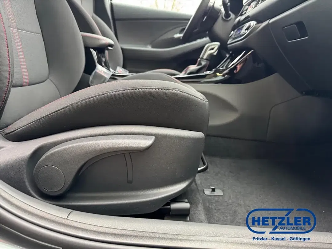 Hyundai i30 - Thumbnail 15