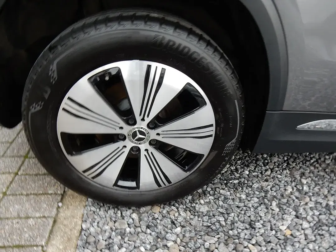 Mercedes-Benz EQA 250 - Thumbnail 5