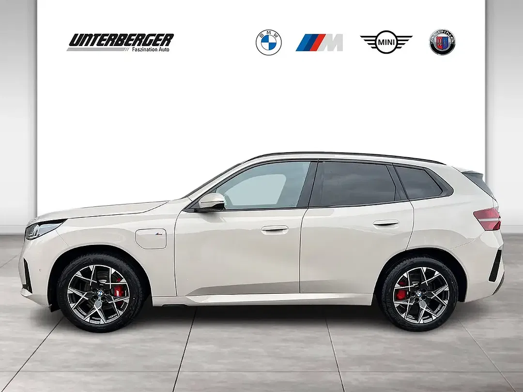 BMW X3 - Thumbnail 3