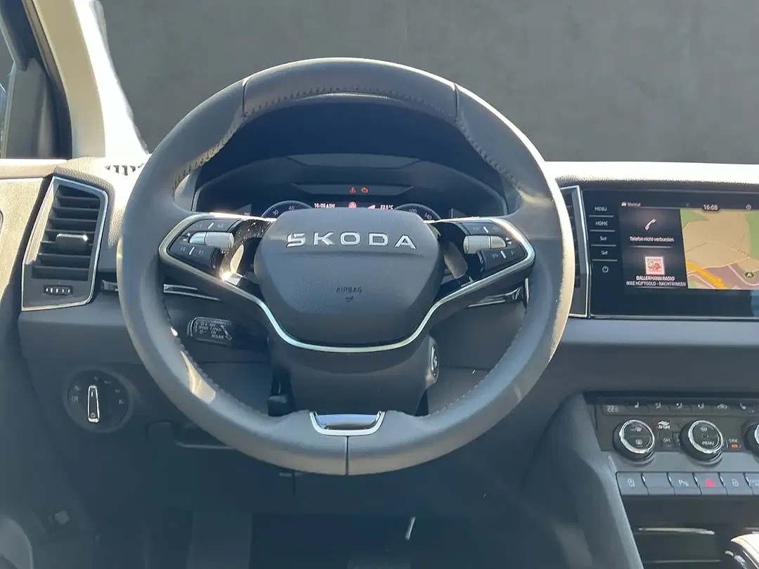 Skoda Karoq - Thumbnail 5