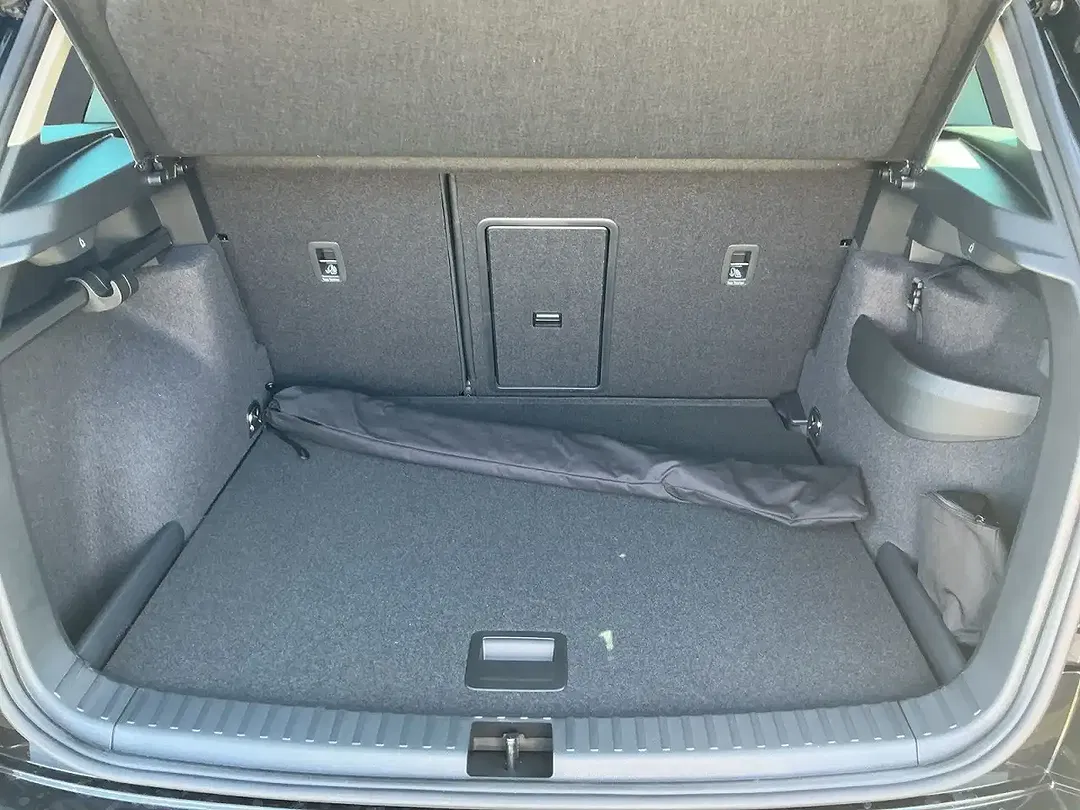 Skoda Karoq - Thumbnail 9