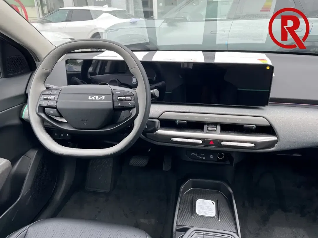Kia EV4 - Thumbnail 10