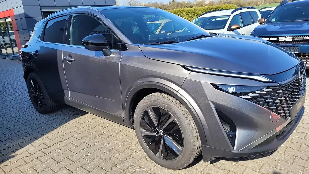 Nissan Qashqai - Thumbnail 3