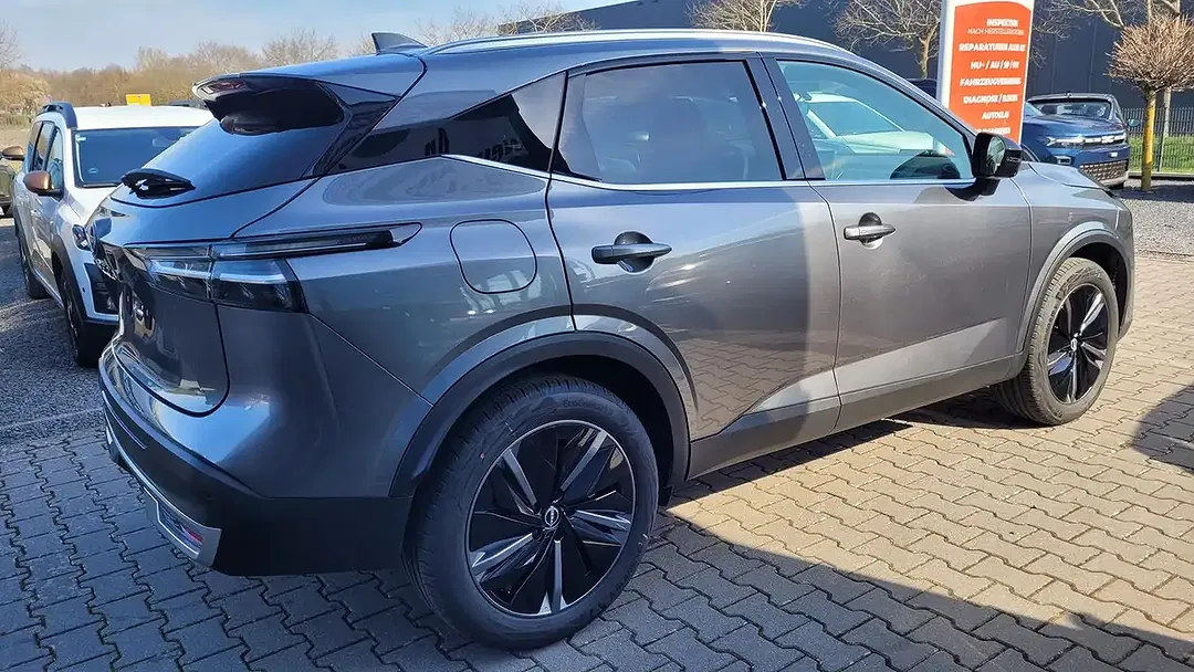 Nissan Qashqai - Thumbnail 4