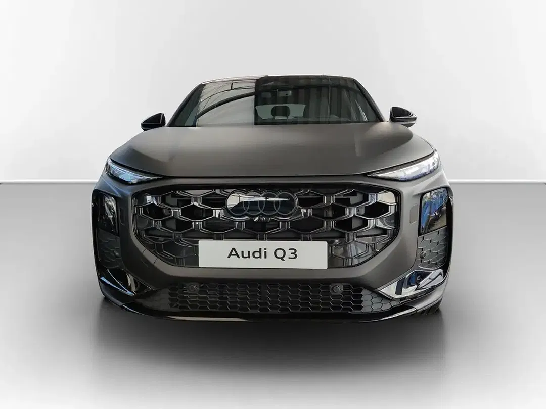 Audi Q3 - Thumbnail 2