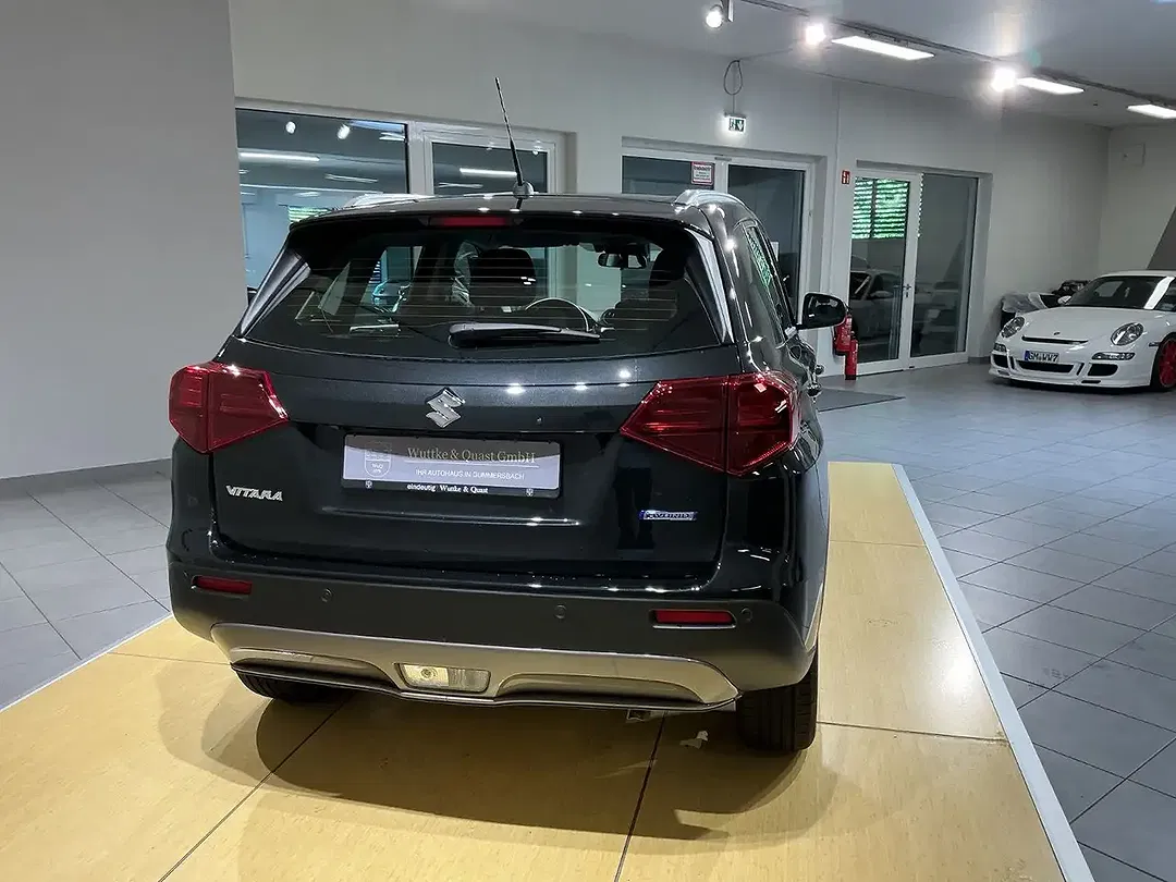 Suzuki Vitara - Thumbnail 7