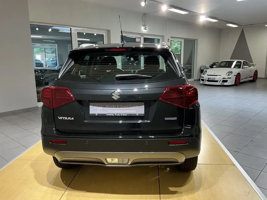 Suzuki Vitara - Thumbnail 8