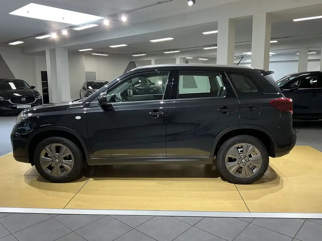 Suzuki Vitara - Thumbnail 9