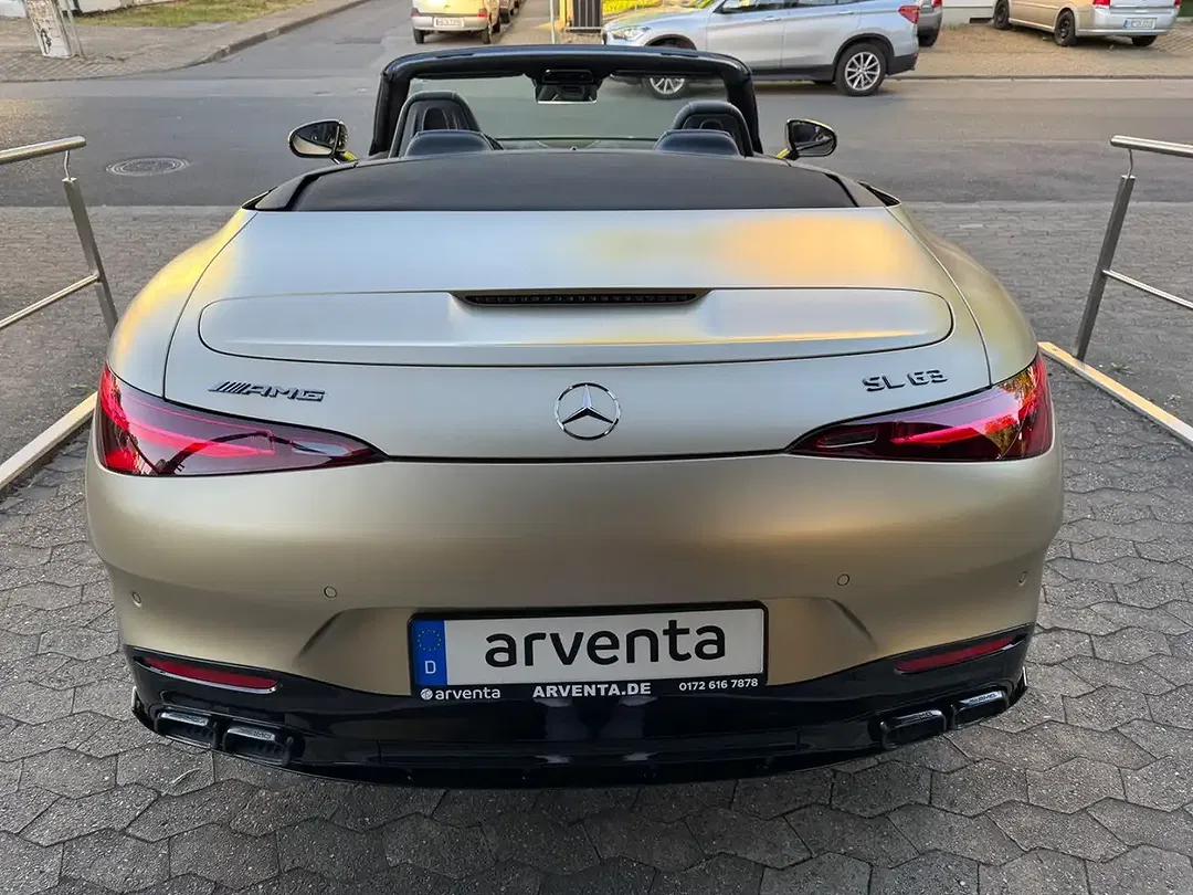Mercedes-Benz SL 63 AMG - Thumbnail 11