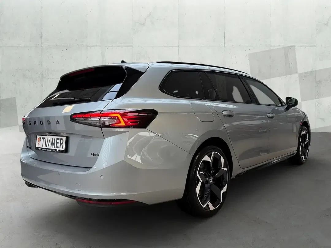 Skoda Superb - Thumbnail 2