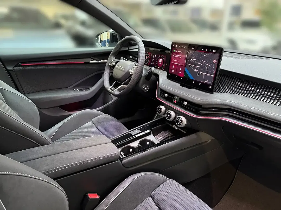 Skoda Superb - Thumbnail 6