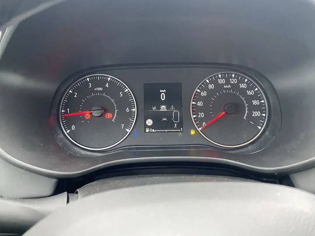 Dacia Sandero - Thumbnail 13