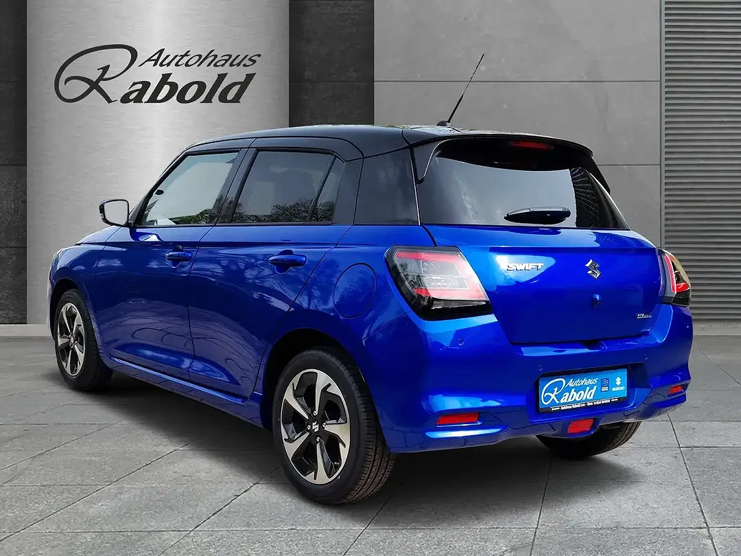 Suzuki Swift - Thumbnail 3