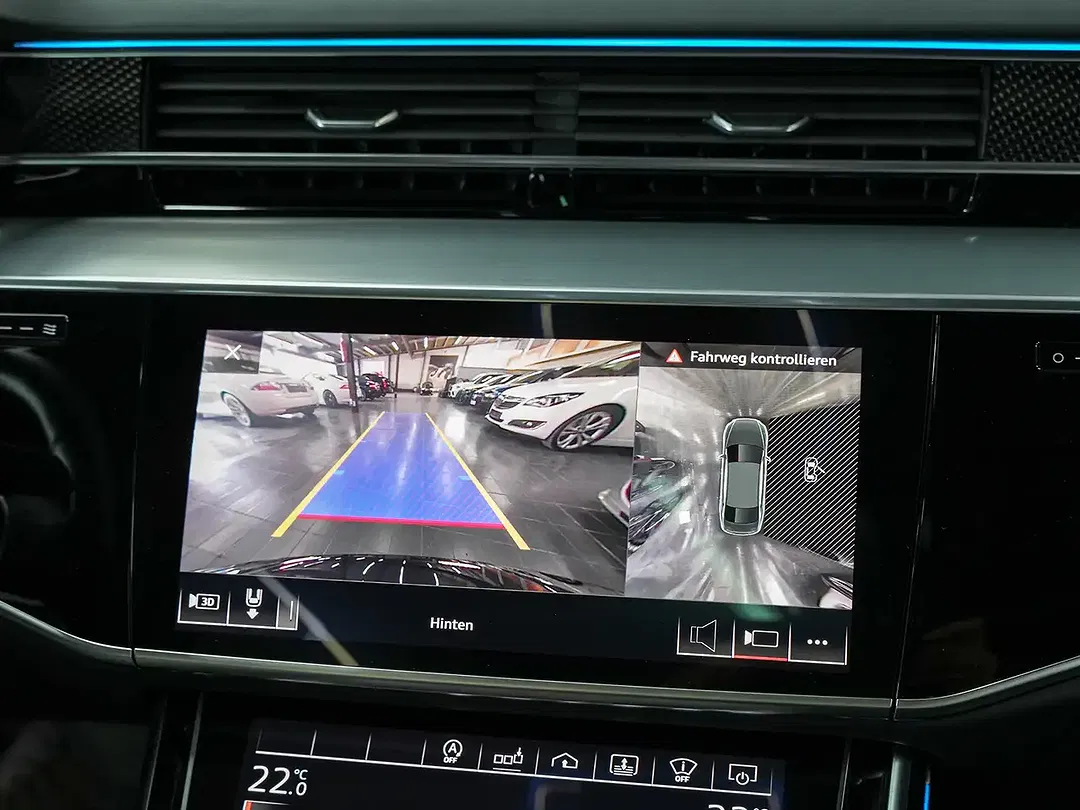 Audi S8 - Thumbnail 11