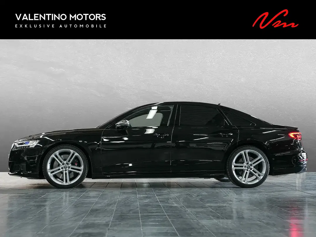 Audi S8 - Thumbnail 2