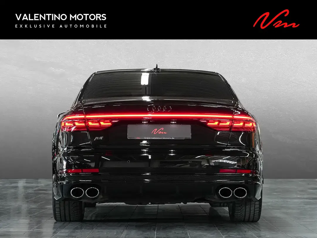 Audi S8 - Thumbnail 5